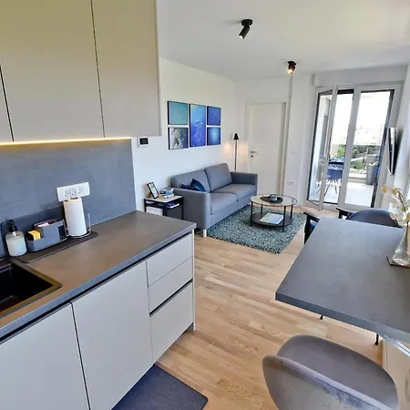 New Modern - Free Parking Apartamento
